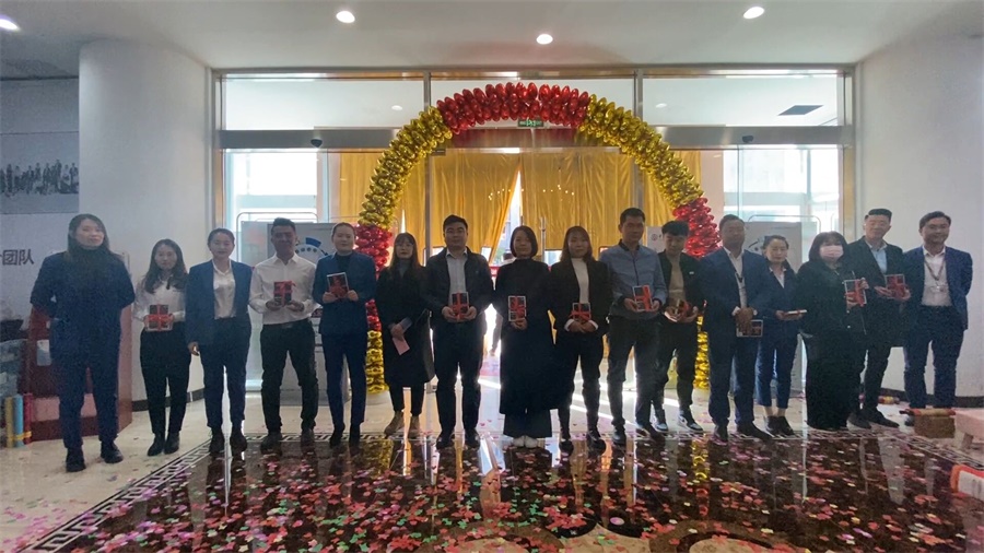 昌禾裝飾丨10月總結(jié)表彰暨11月活動啟動大會圓滿結(jié)束！一起領(lǐng)盲盒啦~